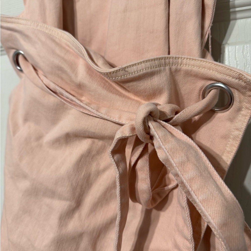 Holding Horses Elegant Pink Dress - Picture 3 of 4